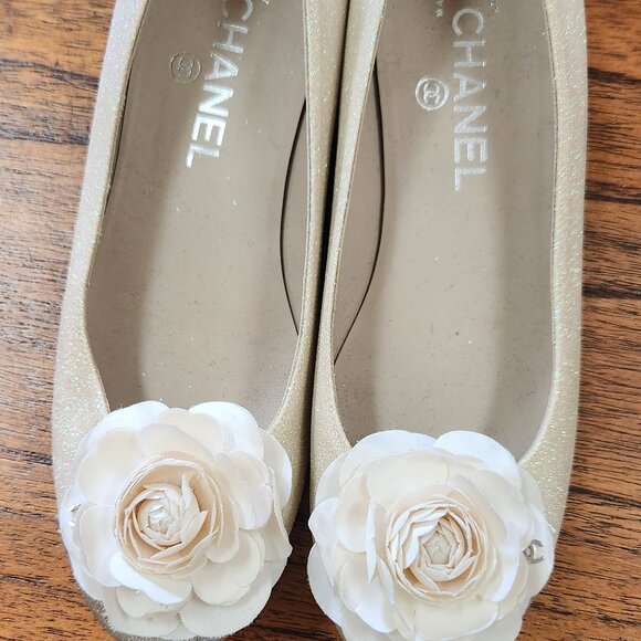 Chanel Flats Shoes Ballerina Ballet Flower Cap Toe Glitter Classic White 37.5 - Picture 3 of 3